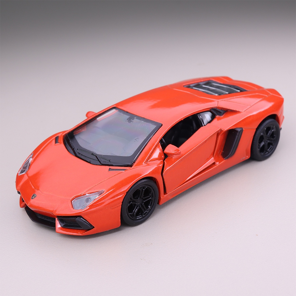 Miniatur Mobil Welly Lamborghini Aventador-LP700 Diecast Skala 1:36 Mainan Koleksi