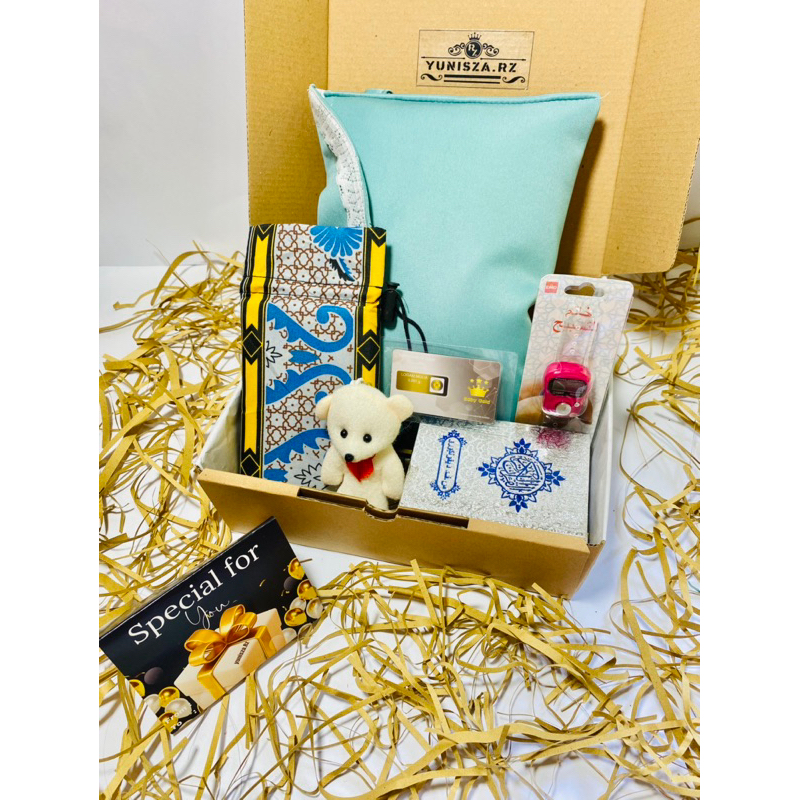 

Hampers Mukena Dewasa Premium/Hampers hijab mukena/kado pernikahan/kado guru/kado buat istri/kado spesial/kado wisuda/hampers lamaran/giftbox mukena