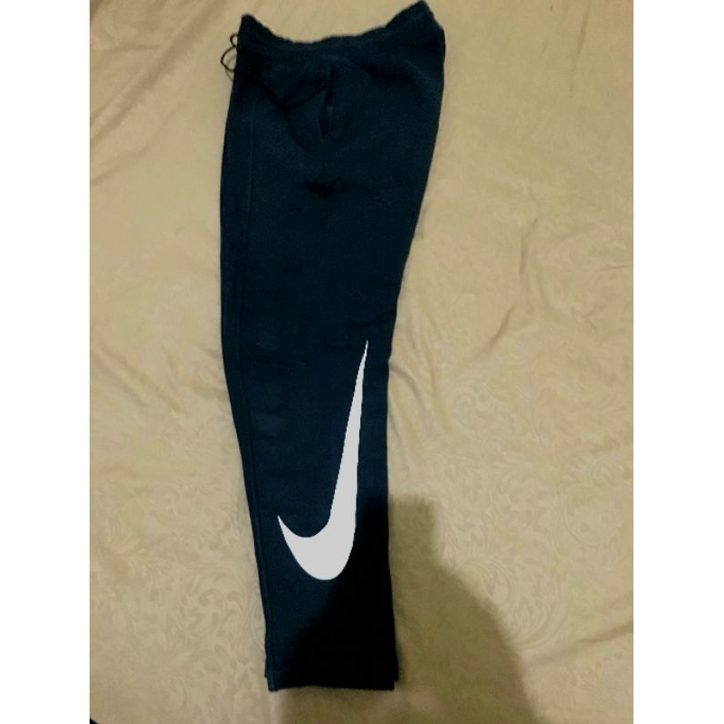 NikeBigswoosh