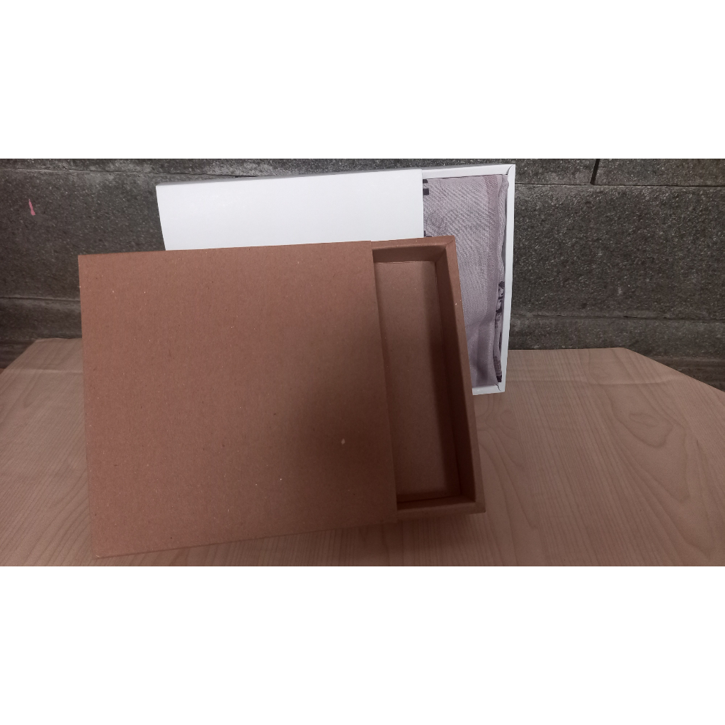 

Box Hijab Sliding 15x15x3