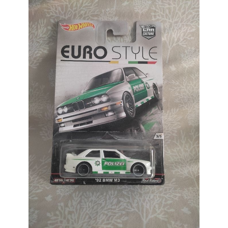Hotwheels 92 BMW M3 euro style + free protector