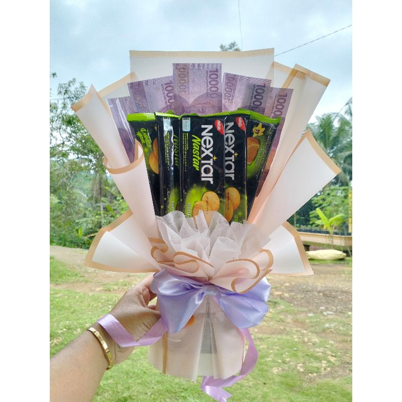 

money buket dan snack