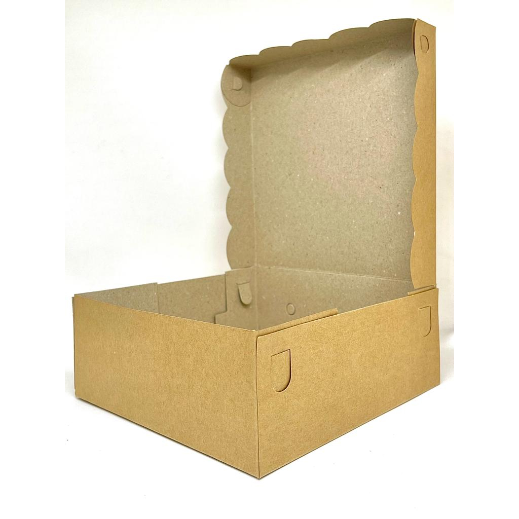

DUS MAKANAN / CATERING KERTAS COKLAT/KRAFT MODEL RENDA TEBAL 310GR UK. 18X18X7 CM