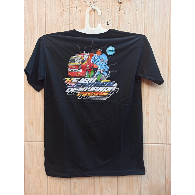 ( UK XL ) KAOS TSHIRT DEKENGAN PUSAT / DEKENGAN BRI SIZE XL DISTRO