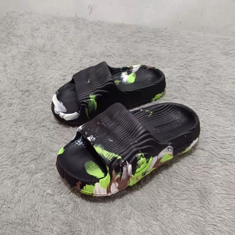 Sandal Anak Cowok Motif Loreng Sandal Anak Laki Laki Motif Loreng Sandal Selop Anak Cowok Motif Loreng Sandal Anak Cowok Tanggung Terbaru Sandal Anak Cowok Terlaris Awet Tahan Air Tidak Licin Elegan Cocok Dipakai Sehari Hari Buat Main