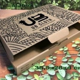 

Sablon Box Sablon Dus Box Kardus polos ukuran 35cmx25cm dan 18cm x 25cm