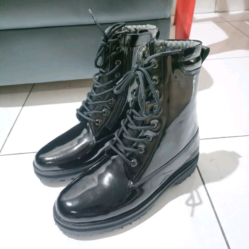 Sepatu pdh mingguan PDLT tapak karet tumit