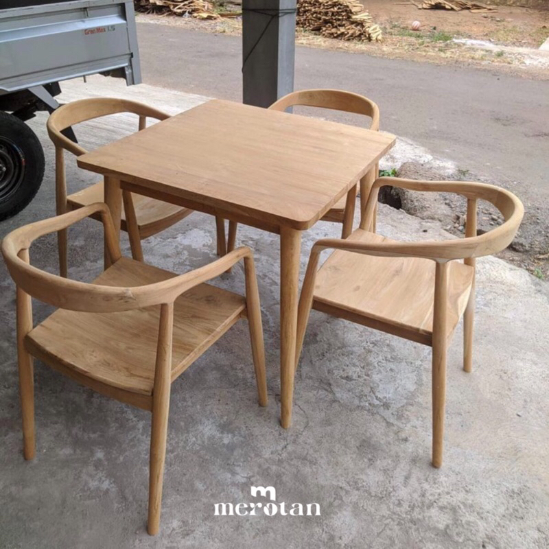 Set Meja Kursi Makan Minimalis / Set Kursi Makan Jati (4 Kursi,1 Meja)