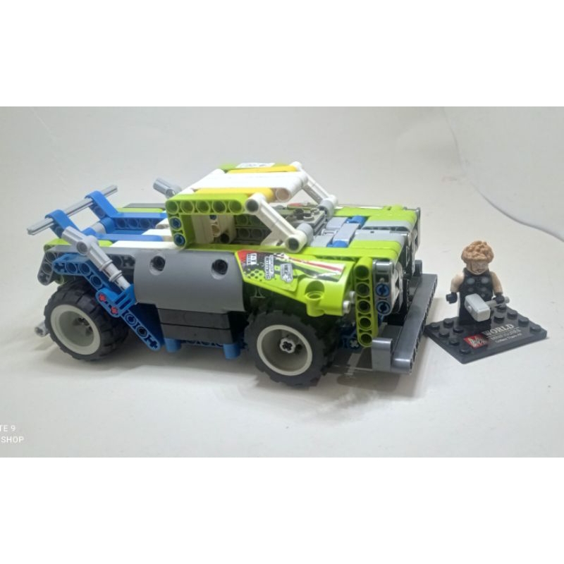Lego tehnik mobil balap green/Lego mainan/Lego mainan balok