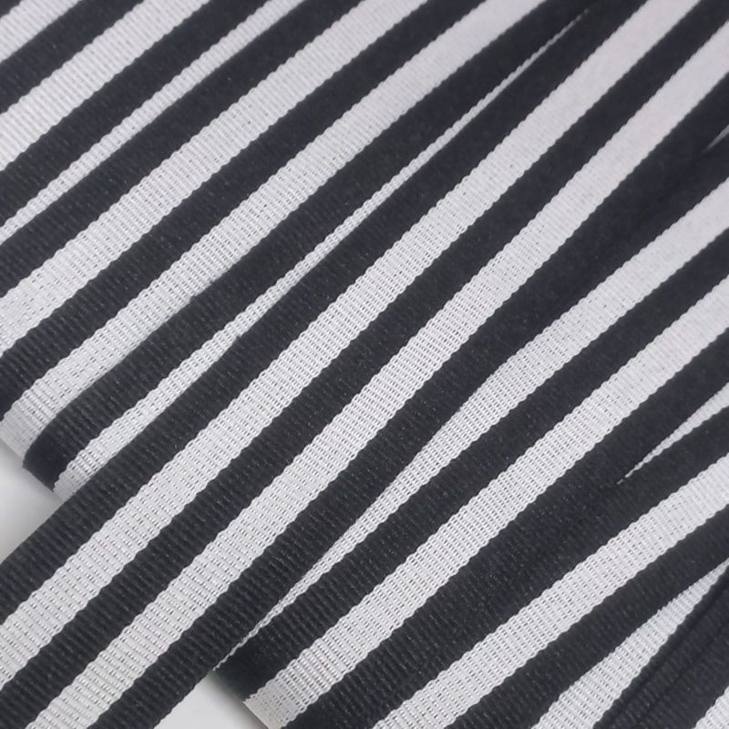 

pita medali (salur hitam) 3 cm.per meter