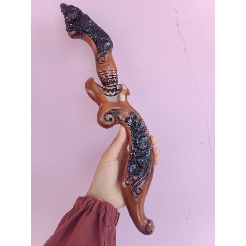 Kujang Kayu Ukir siliwangi