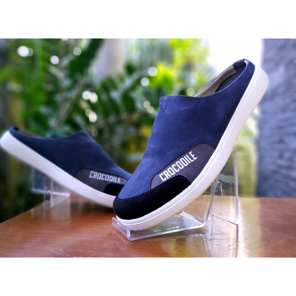 Sepatu Sandal Selop Bustong Crocodile Kulit Suede Model Slide Sepatu Santai Sepatu Selop Sandal Bust