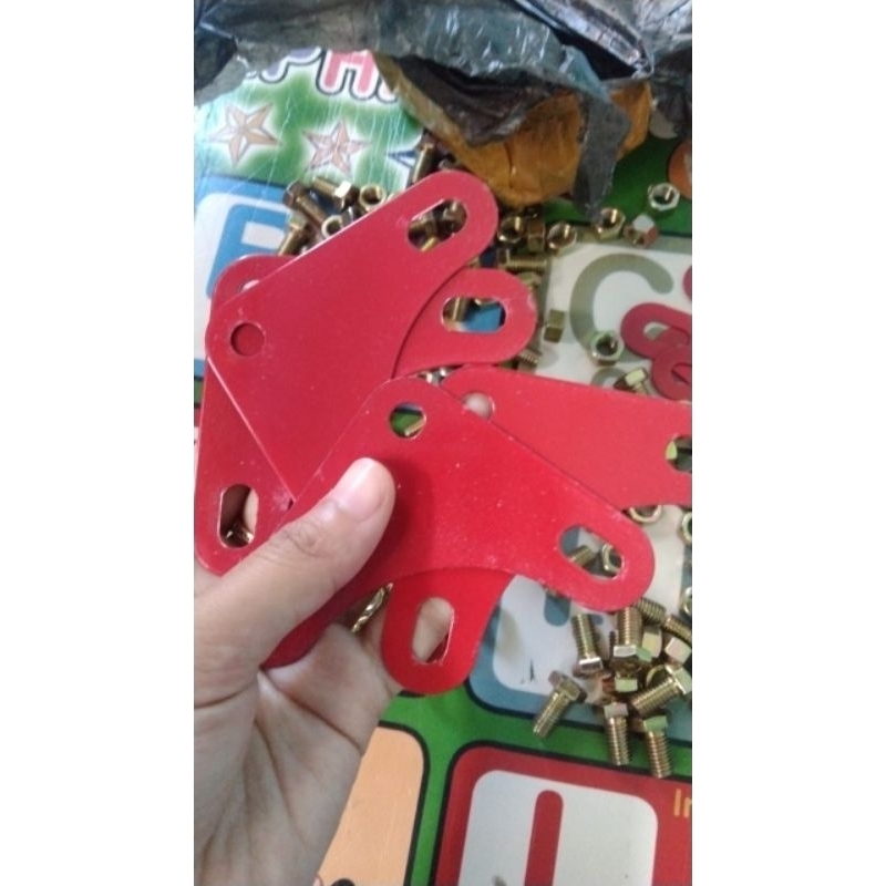 plat siku lubang buat rak besi hrg per pcs