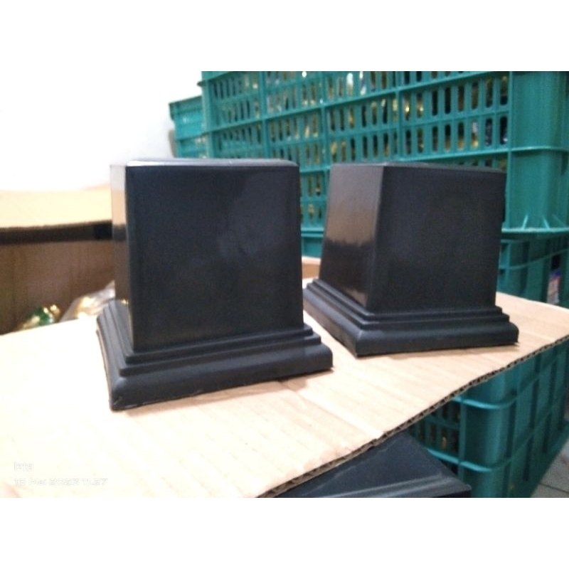 W4 TATAKAN PIALA / DUDUKAN PIALA / W4