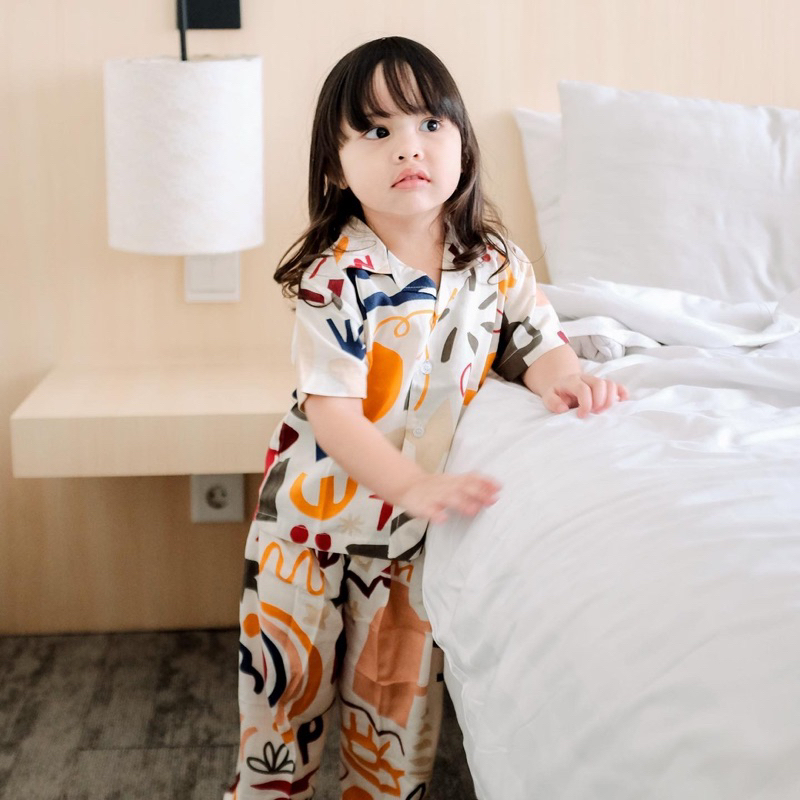 JOYFULBABY Baju Tidur Tanpa Kerah Celana Panjang Anak Perempuan