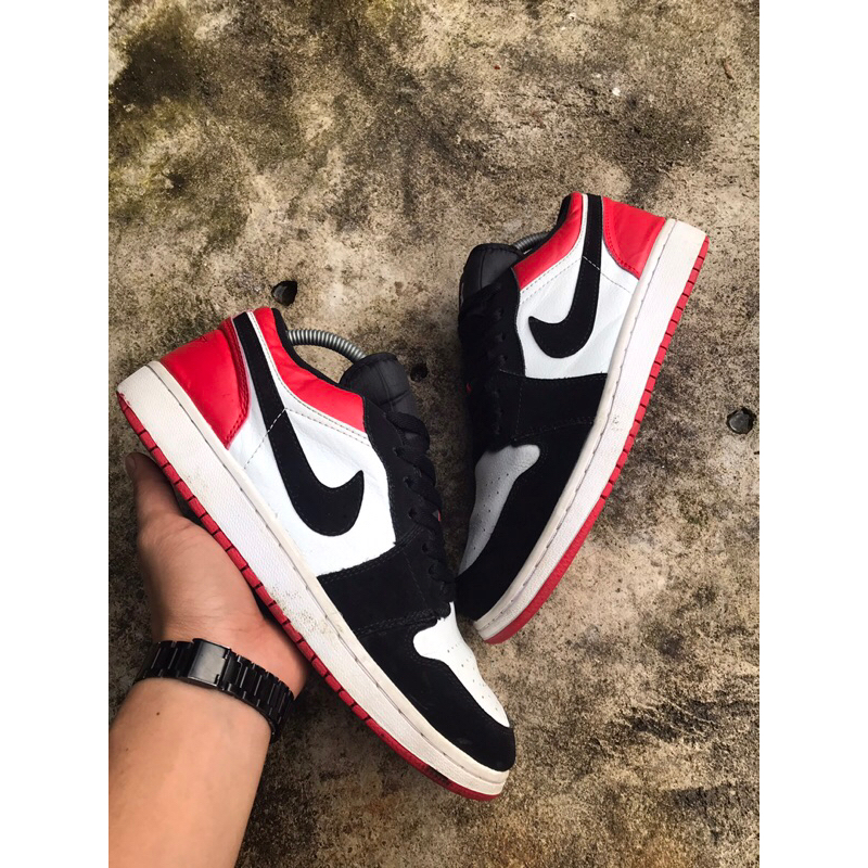 NIKE AI JORDAN 1 LOW