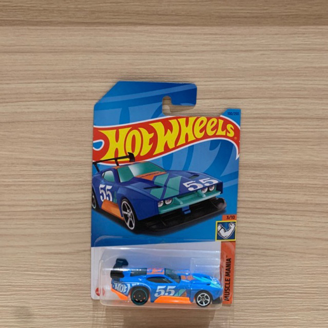 Hot Wheels Count Muscula Blue Orange