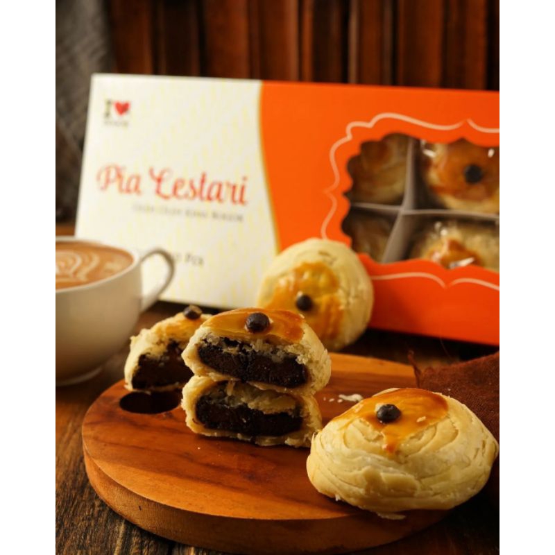 

Bakpia / Pia Lestari Nusantara