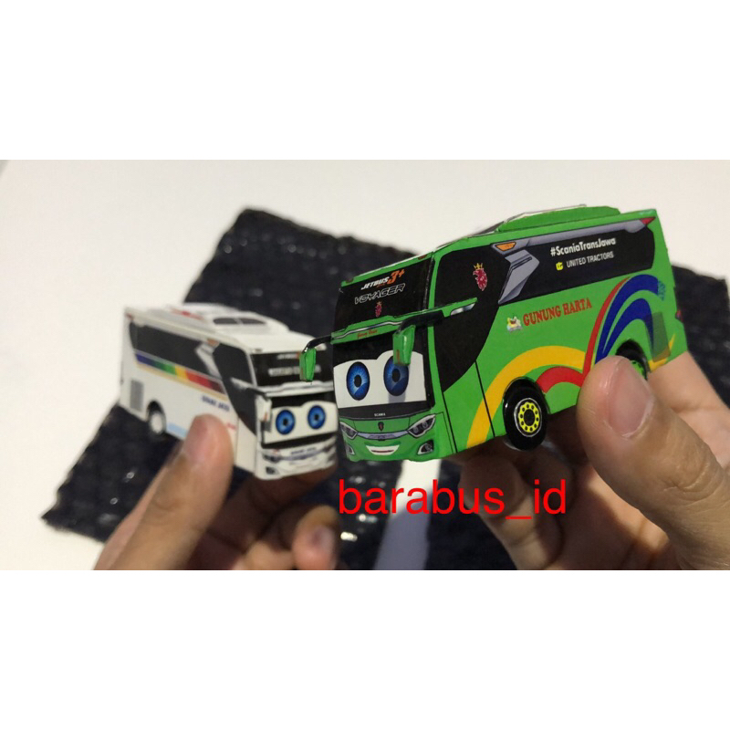 Miniatur Bus BABY BUS Kecil Skala 1:64