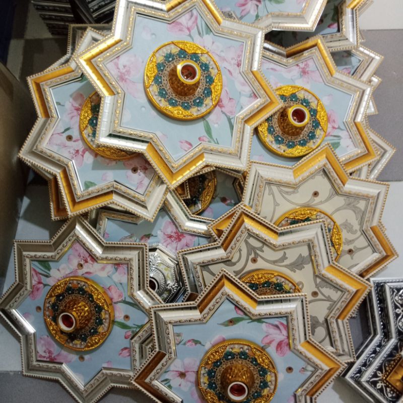 ORNAMEN CANTIK PLAFON PVC / GYPSUM / 40 X 40 CM