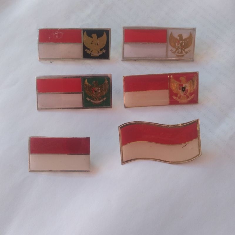 Pin bendera merah putih garuda KUNINGAN lapis resin ecer