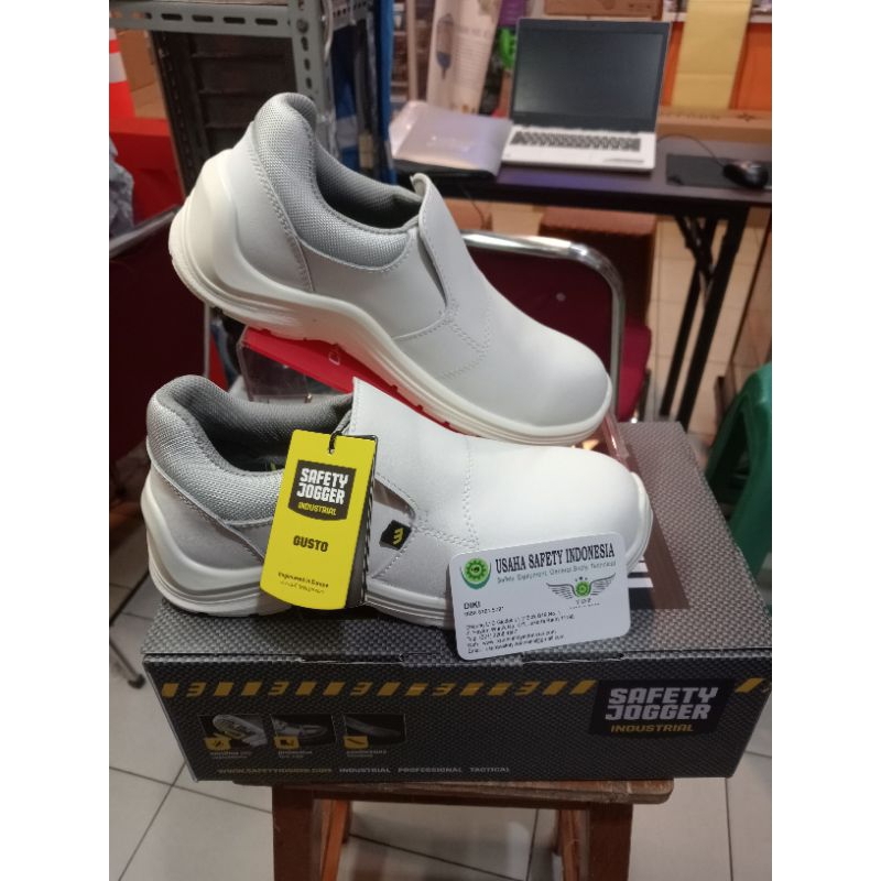 Sepatu Safety Jogger Gusto Asli Original Promo