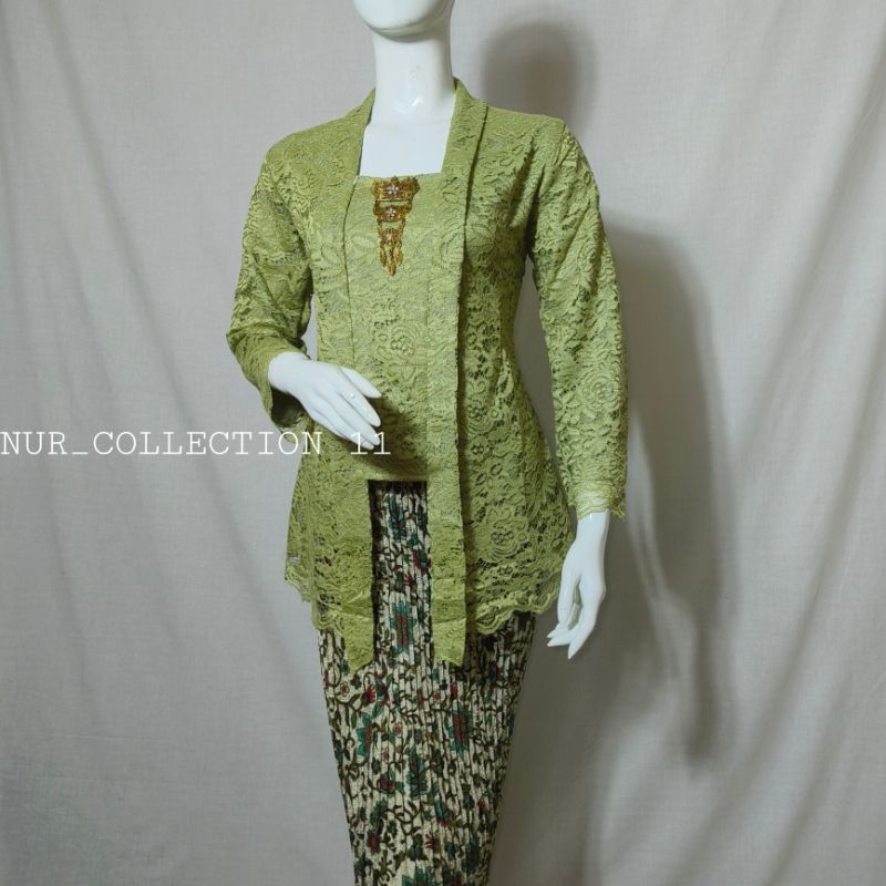 limited` kebaya kutu baru / kutu baru brokat / kebaya wisuda / kebaya couple / kebaya modern