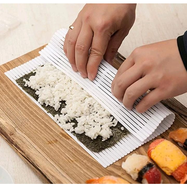 

ALAT MEMBUAT GULUNGAN SUSHI NORI SEAWEED SUSHI ROLL MAKER PENGGULUNG TOKINORI SUSHI NORI RUMPUT LAUT