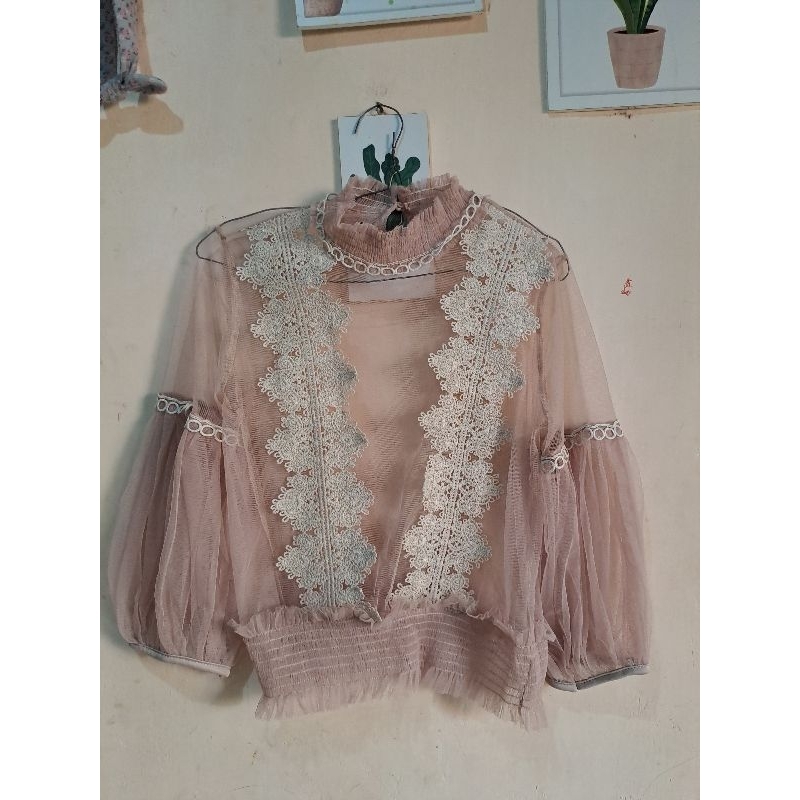 Outer Tile Lengan Balon