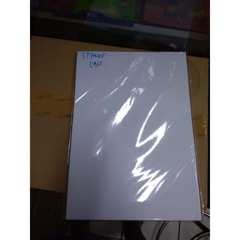 

kertas stiker 190 gsm isi 20lembar