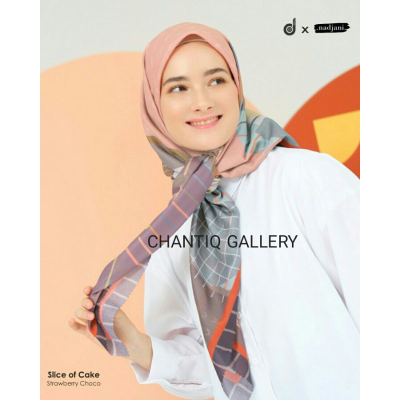 Hijab Deenay Segi Empat Motif Original