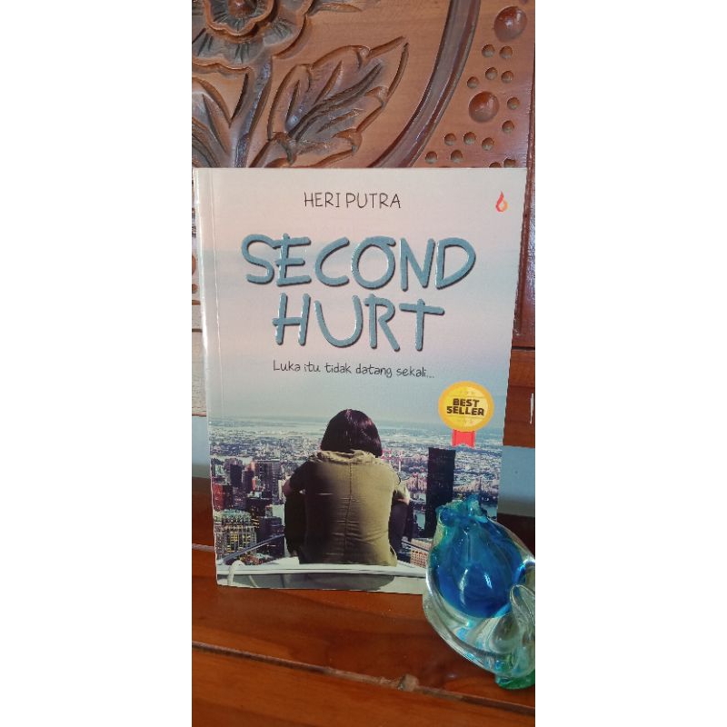 NOVEL SECOND HURT - HERI PUTRA