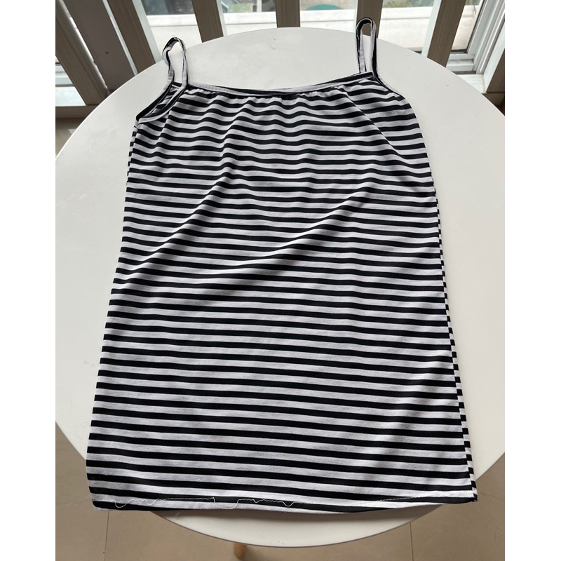 PRELOVED TANKTOP