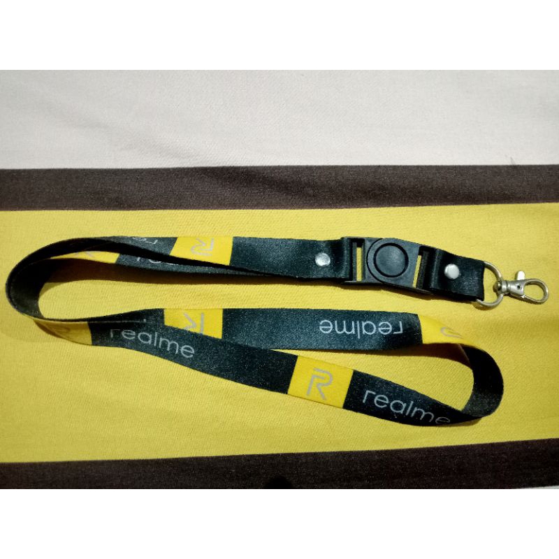 

TALI_ID CARD/LANYARD. REALmE NAME TAGE