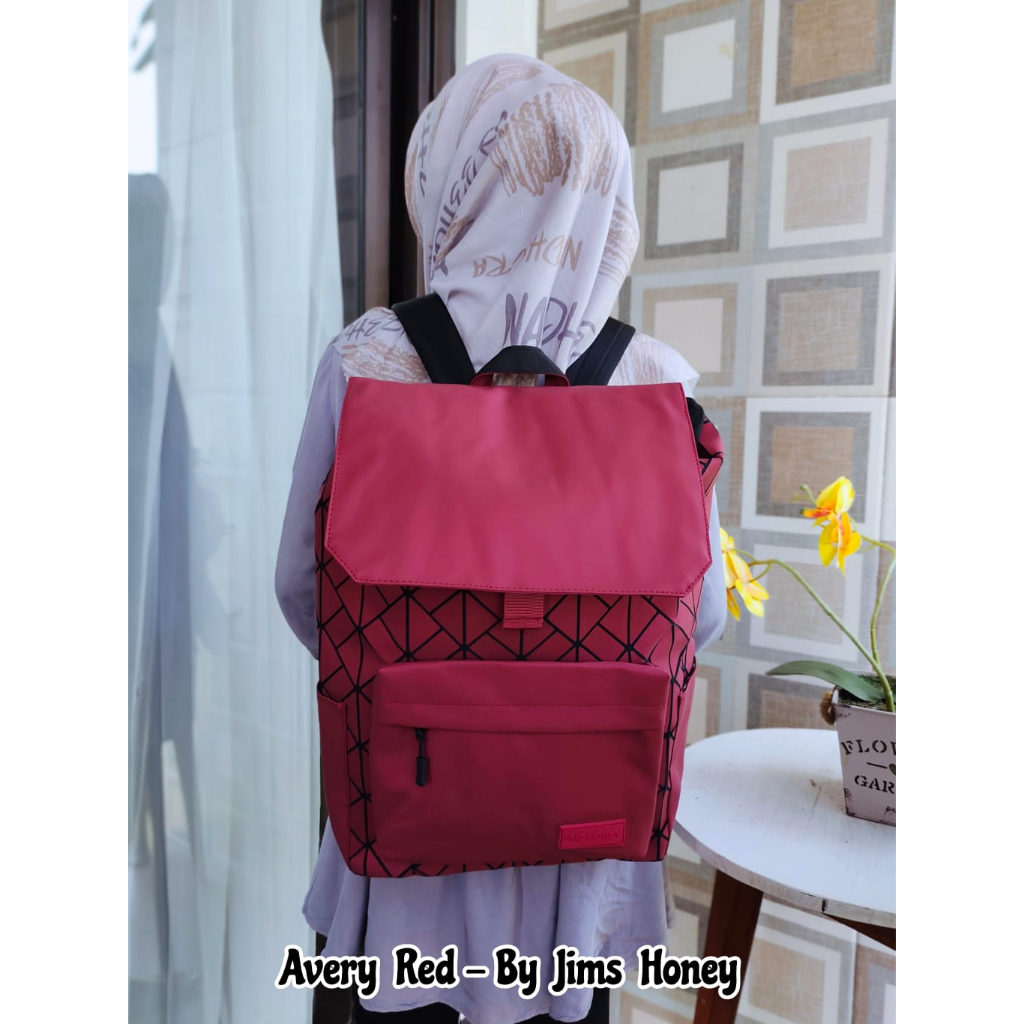 AVERY BACKPACK BY JIMS HONEY