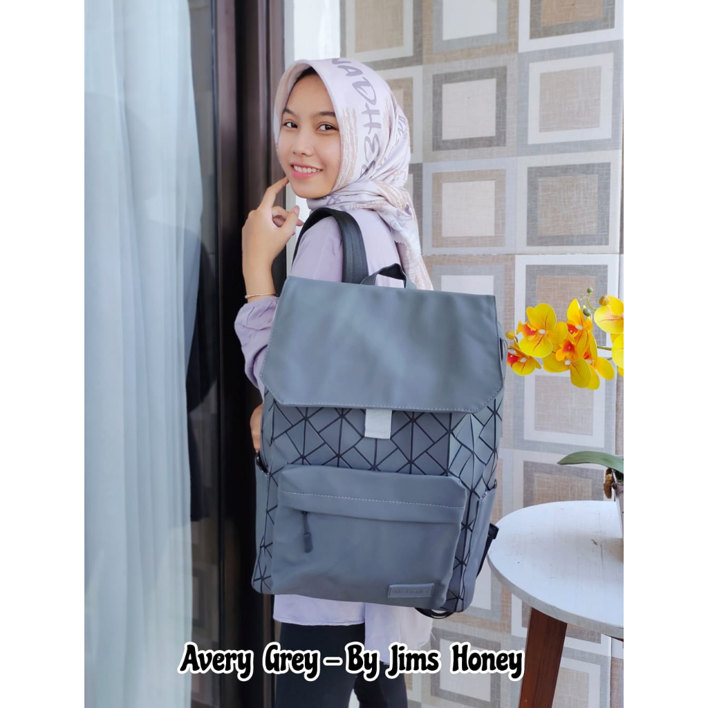 AVERY BACKPACK BY JIMS HONEY