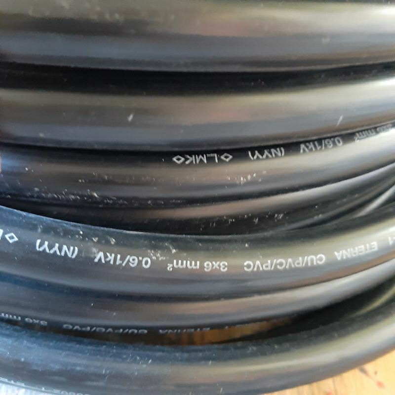 Kabel Listrik Hitam Eterna (NYY) 3X6mm2