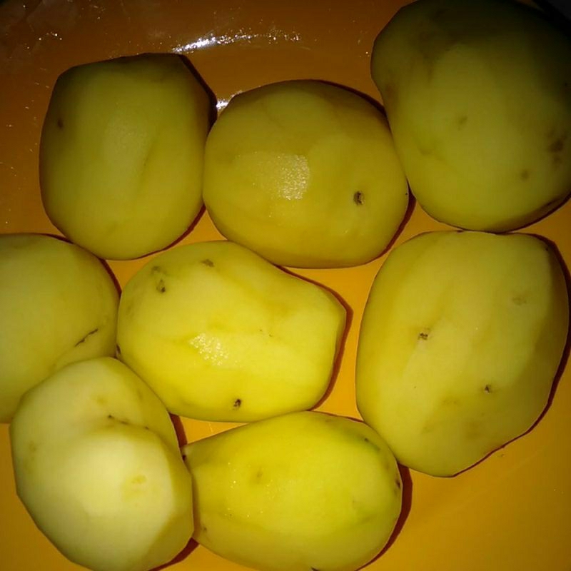 

KENTANG MENTAH KUPAS