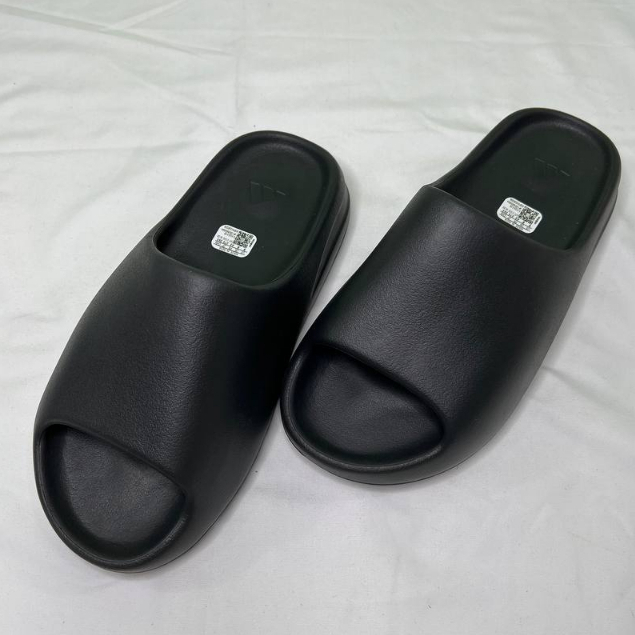 Adidas Yeezy Slides Onyx ORIGINAL