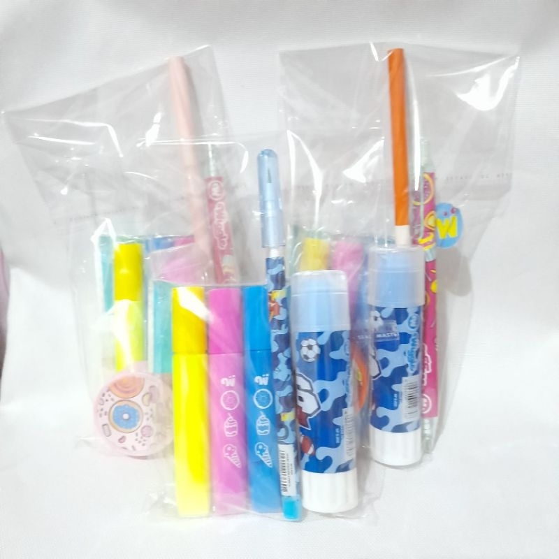 

Wiggle set gratis 2 stiker wiggle glue stick wiggle stackable pencil boy wiggle sweet puffy glue 3pcs wiggle Pencil & Sharpener wiggle sweet mechanical pen
