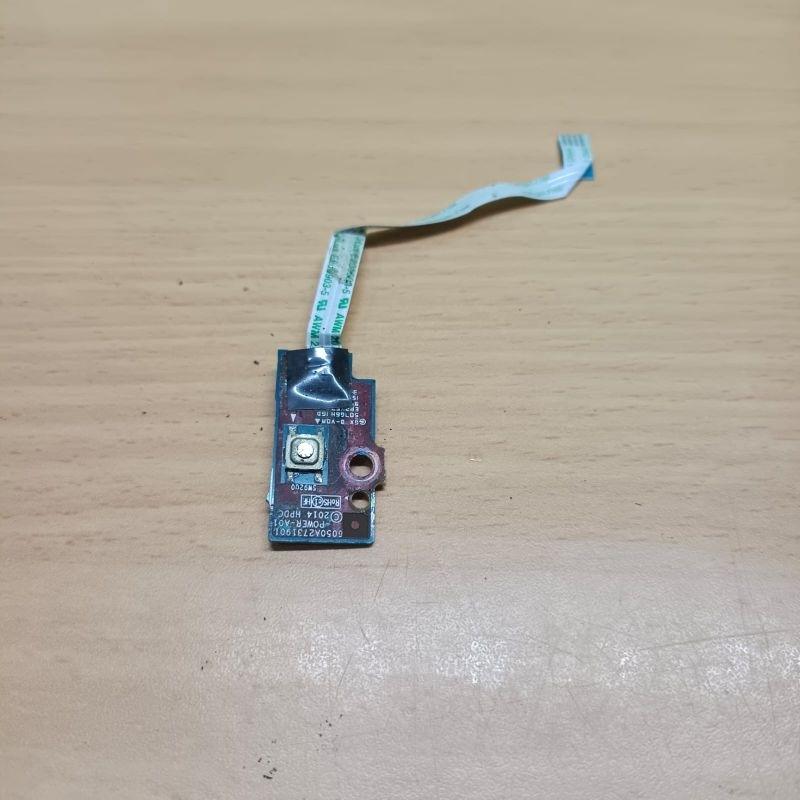 Switch on off Laptop Hp 14-ac158TU