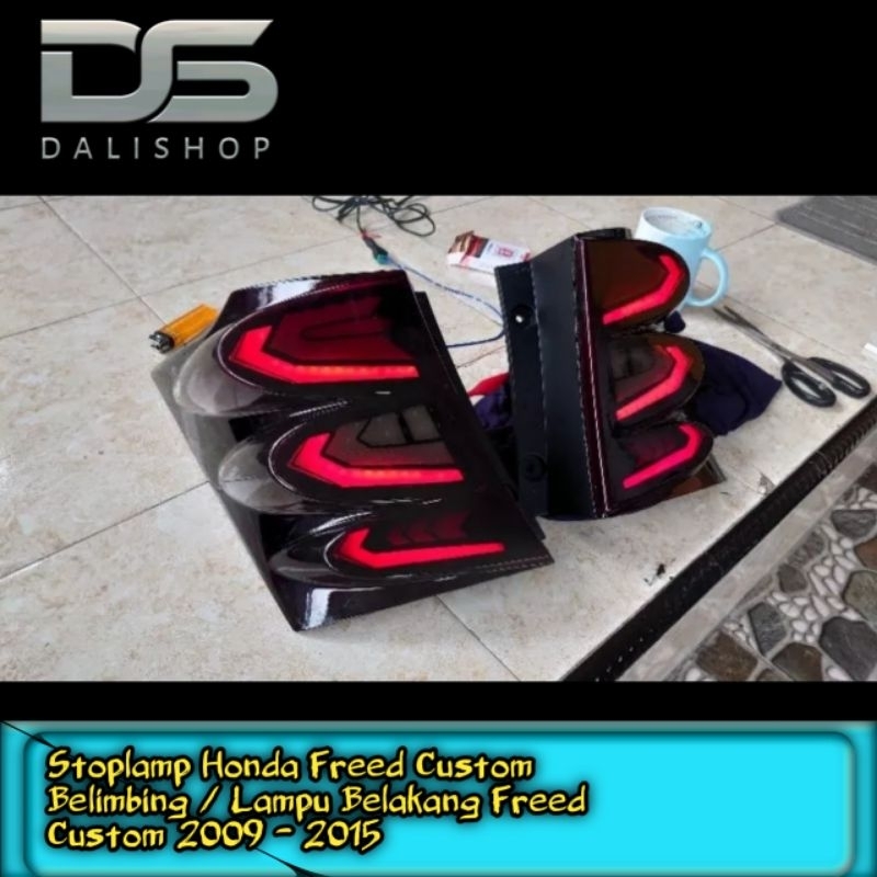 Stoplamp Honda Freed Custom Belimbing / Lampu Belakang Freed Custom 2009 - 2015