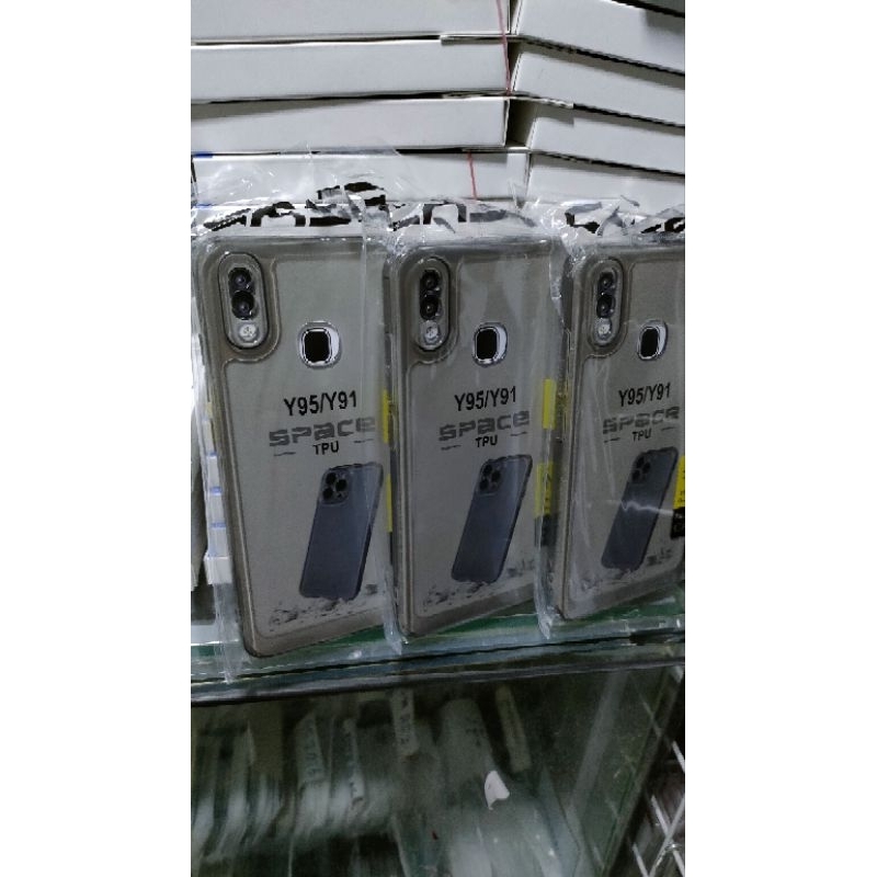 Softcase Vivo Y91 Y95 Y93 Silikon Casing Case Clear Hitam Transparan Pelindung Camera