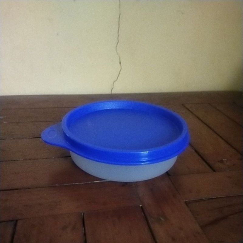 Small handy bowl