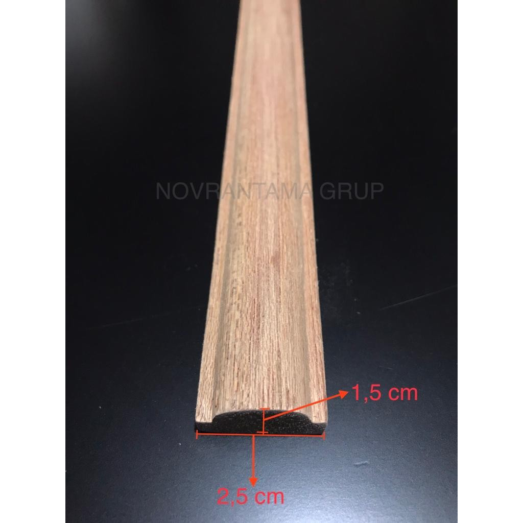 Lis Kayu Profil Wall Moulding Lis Dinding MoldingWainscoting 2,5x1,5cm Panjang 200cm