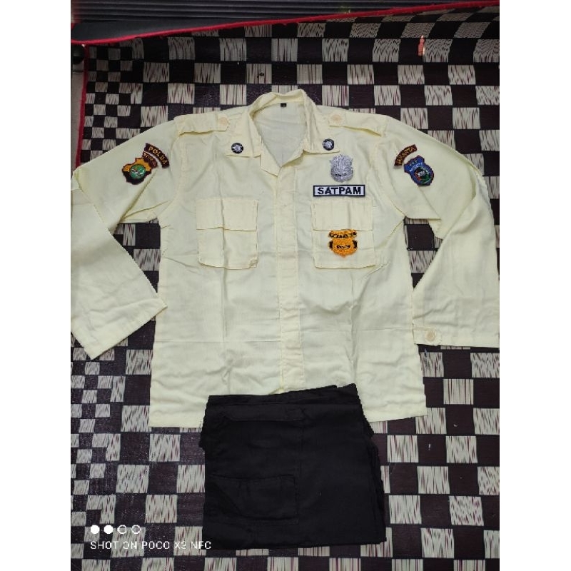 SERAGAM ATRIBUT PDL SATPAM CREM TERBARU SATU STEL