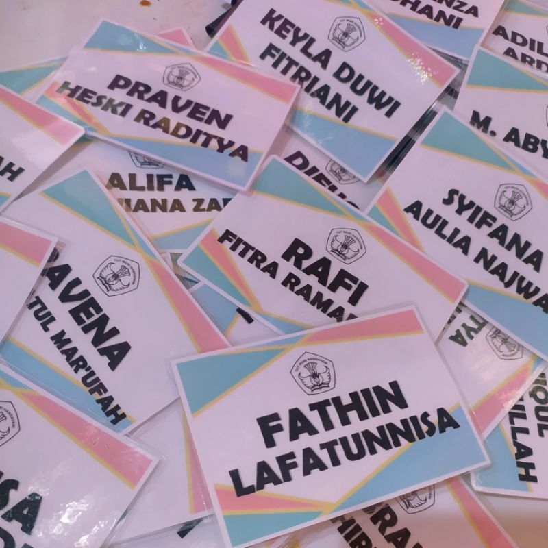 

Cetak Nama ID Card Laminating Untuk Ajaran Baruukuran 9x6cm