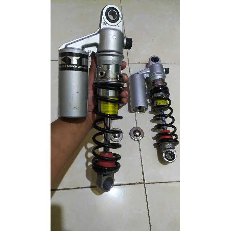 shock shok skok kyb vx800 .Showa ohlins