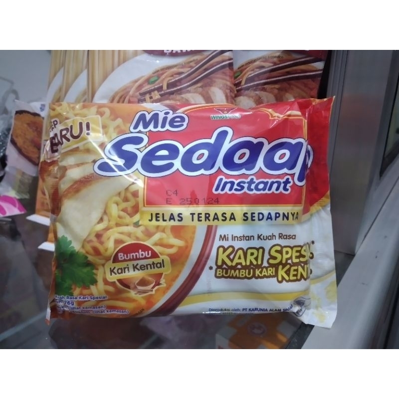 

Mie Sedap Kare