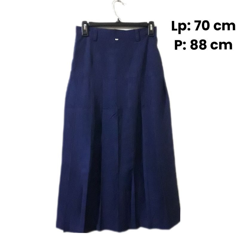 ROK SMP REMPEL TURUN PINGGANG & ATASAN PUTIH PRELOVED